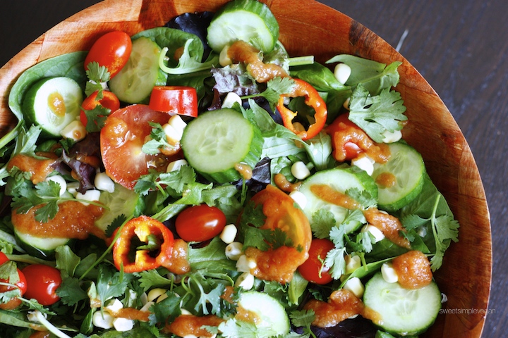 1Raw Spicy Tomato Jalapeño Salad (Oil- & Salt-free)