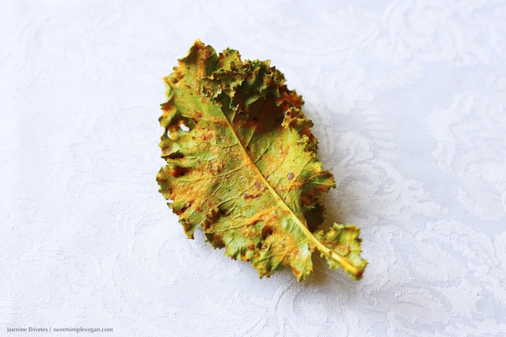 Sweet Persimmon Kale Chips (hclf, raw)