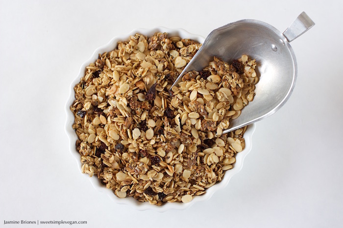 'Cheesy' Balsamic Savory Granola with Watermelon Seeds & Sun Dried Tomatoes (gluten-free)